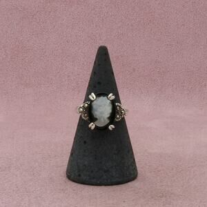 sterling silver marcasite studded mop cameo silhouette ring size 6.5